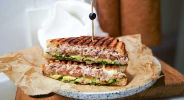 Spicy Tuna Melt med avokado